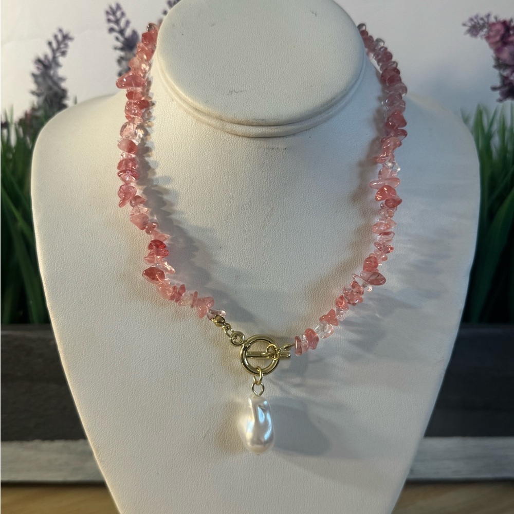 PINK CLOVER NECKLACE